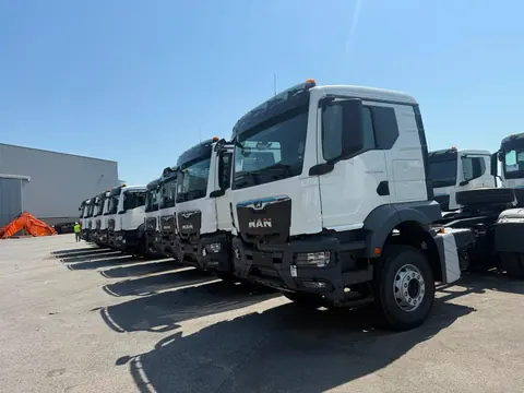 Heavy transport fleet delivered and registered